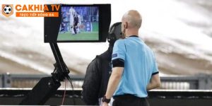Tác động của VAR – Công nghệ và tranh cãi